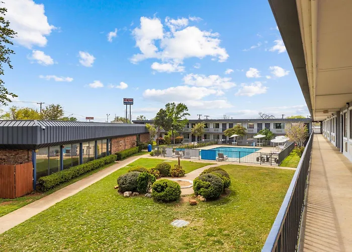 Americas Best Value Inn Fort Worth/Hurst